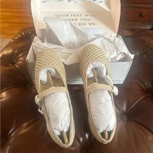 Birdies Hummingbird Flats